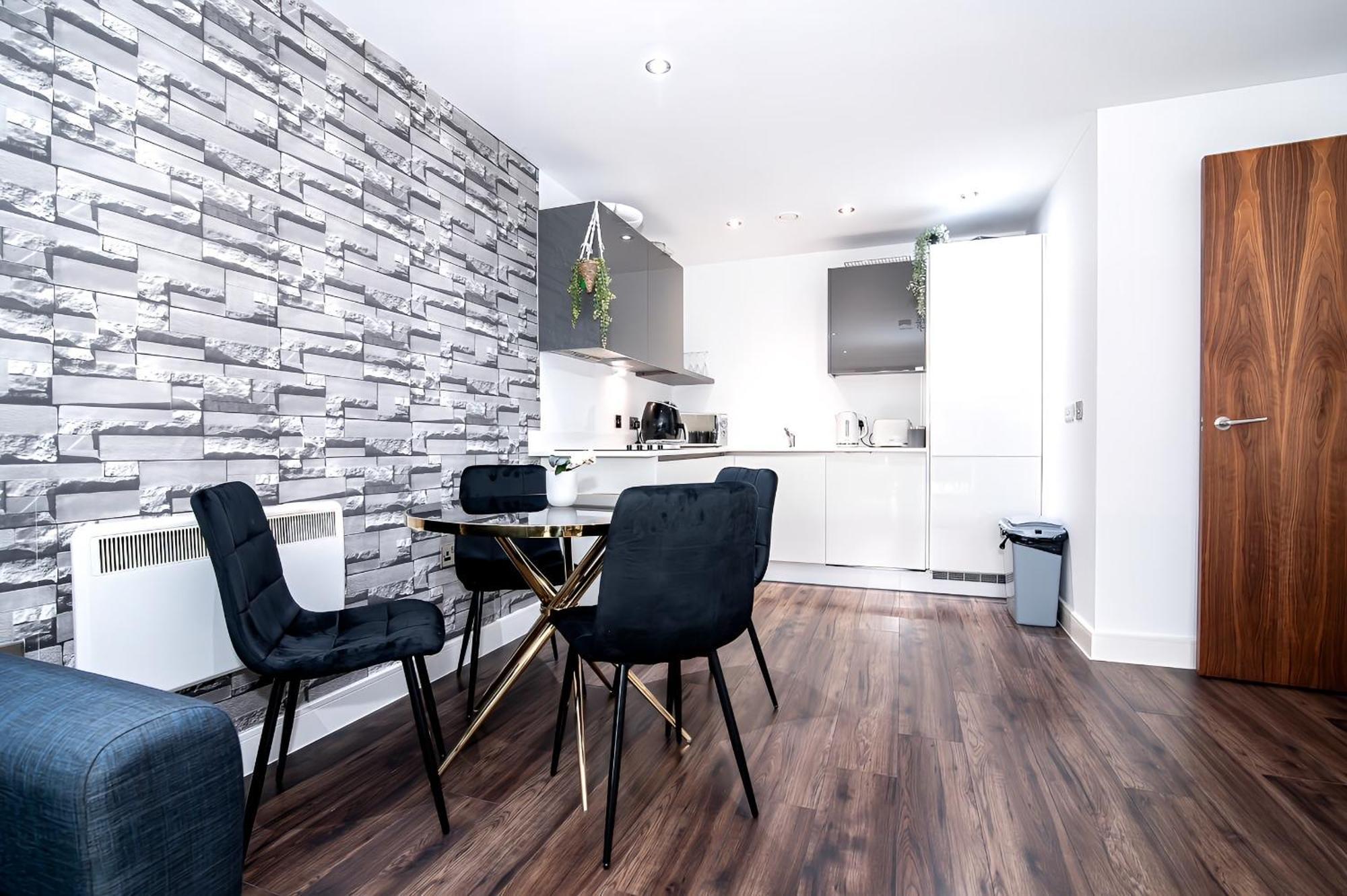 Stunning Apartment In Birmingam Exterior foto